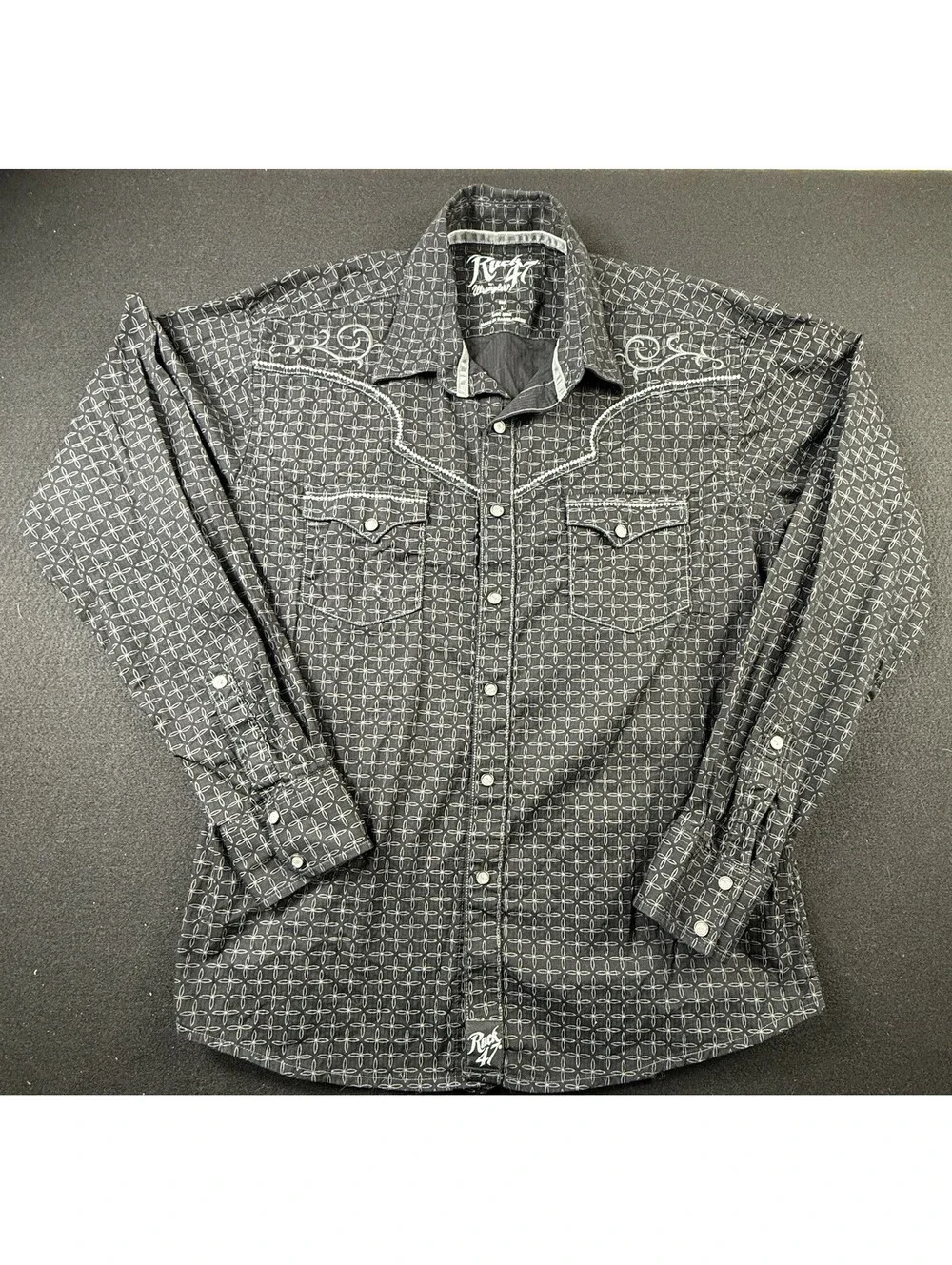 Rock 47 by Wrangler Men's L Black Geometric Cotton Long Sleeve Button-Up Shirt